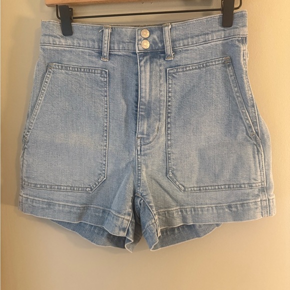 Madewell High Rise Denim Shorts Light Wash Patch Pockets Size 26 - Picture 1 of 8